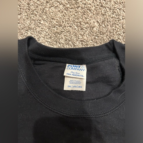 PITTSBURGH PENGUINS HOCKEY CREWNECK - Picture 4 of 4